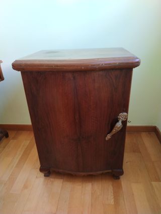 Máquina de coser Singer antigua