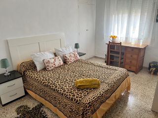 Alquilo habitación céntrica Cartagena