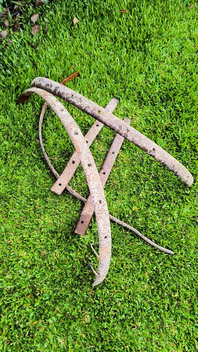 Aros de rueda de carro antiguos