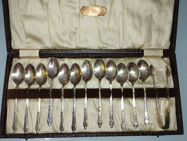 Juego de Cucharas Antiguas Bañadas en  Plata