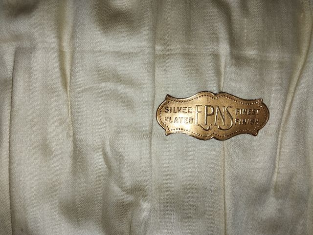 Juego de Cucharas Antiguas Bañadas en  Plata