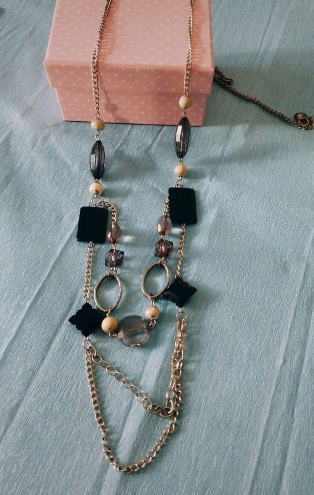 Collar Largo Vintage Negro y Plateado