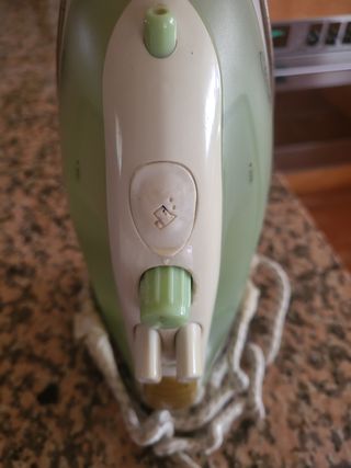 Plancha Solac Optima 1600