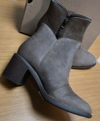 Botas Clarks grises talla 37.5