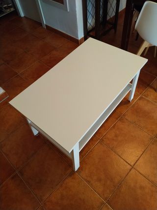 Mesa baja salón madera blanca