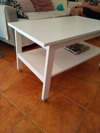 Mesa baja salón madera blanca
