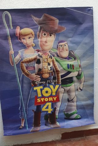 Cartel Toy Story 4 en Plástico