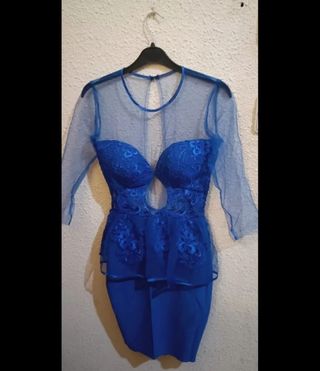 Vestido azul con transparencias encaje