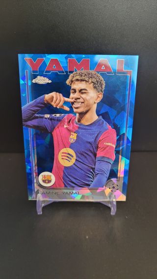 Lamine Yamal Topps Chrome Image Variation