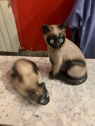 Figuras de gatos de cerámica