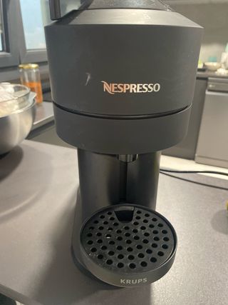 Cafetera Nespresso Krups Vertuo Next XN910N