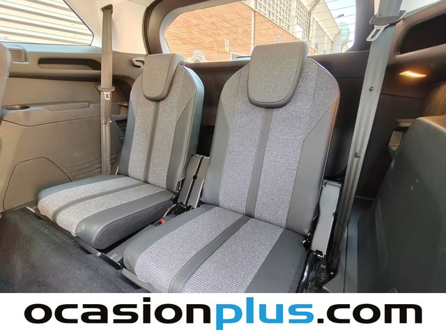 Peugeot 5008 PureTech 130 S&S Allure 96 kW (130 CV)