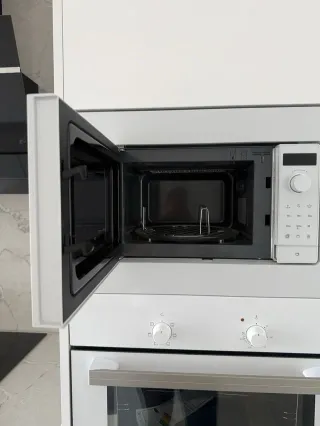 Frigorifero Balay Forno a microonde - Bianco