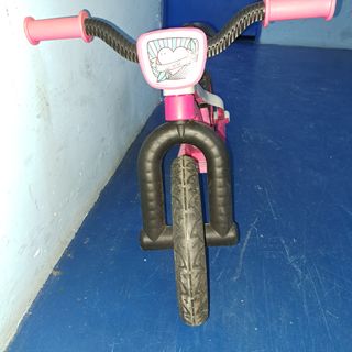 Bici sin pedales rosa para niños