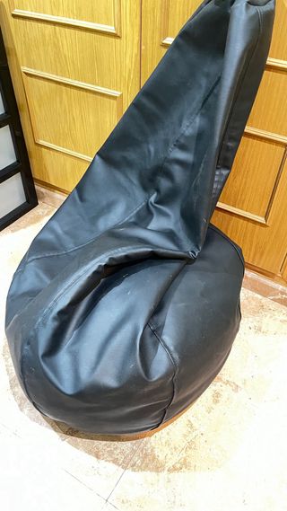 Puf Negro Piel Sintética Casi Nuevo