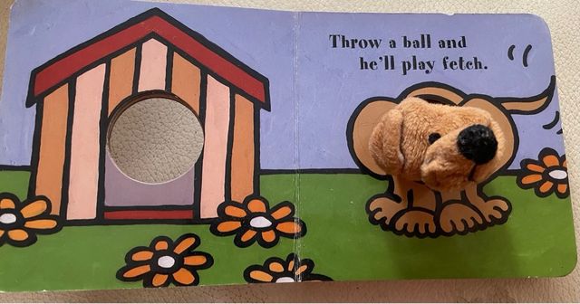 Little Puppy: Finger Puppet Book: (Puppet Book ...