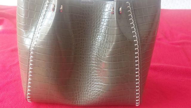 Lote 2 Bolsos Beige y Marrón