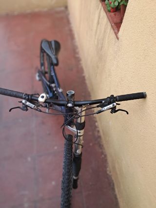 Bicicleta Cannondale Lefty
