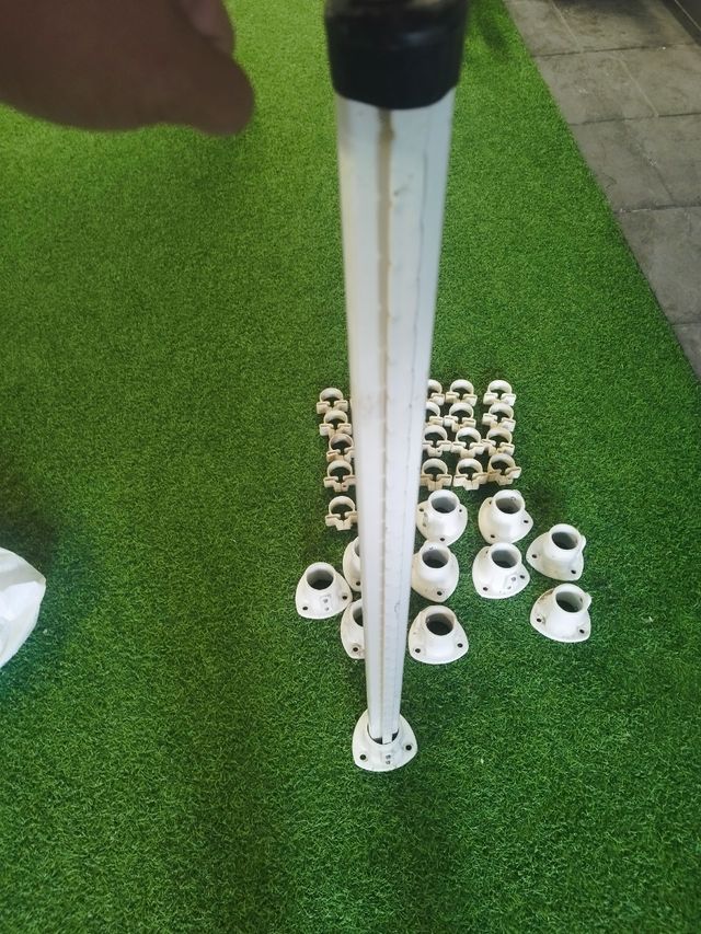 Poste valla Hércules 1m + bases para muro