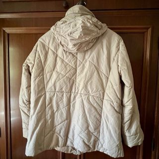 GIUBBOTTO BEIGE CORTO DA DONNA  CON CAPPUCCIO 
