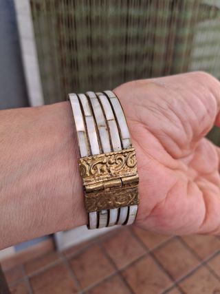 Bracciale ottone e madreperla 