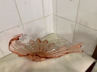 Pequeño centro de mesa vidrio vintage rosa