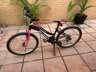 Bicicleta Montaña Infantil 24”Negra/Rosa