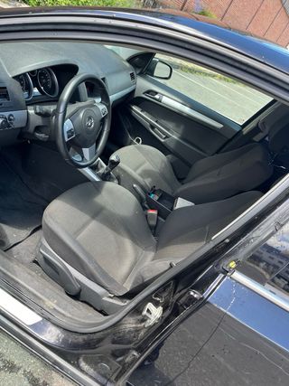 Opel Astra 2009