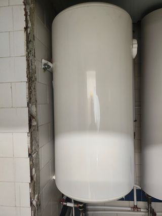 Termo eléctrico blanco