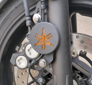 Embellecedor Yamaha MT con Catadióptricos