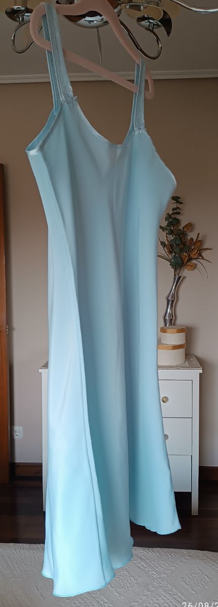 Camisón corto tirantes azul