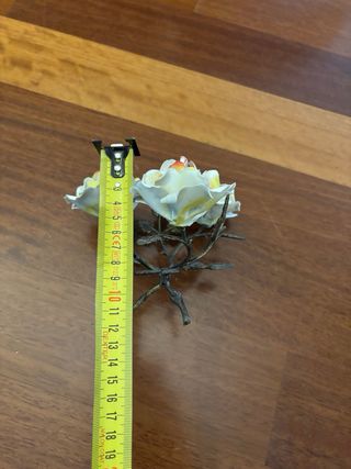 Trancio Rose porcellana Capodimonte e ferro battut