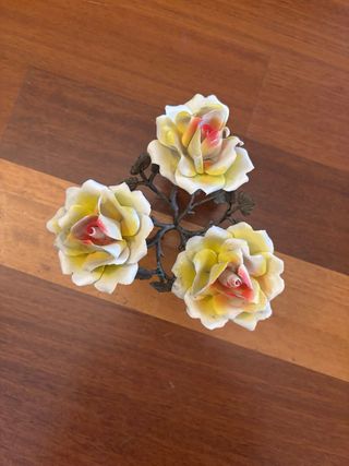 Trancio Rose porcellana Capodimonte e ferro battut