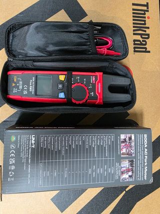Pinza Amperimétrica UNI-T UT256A