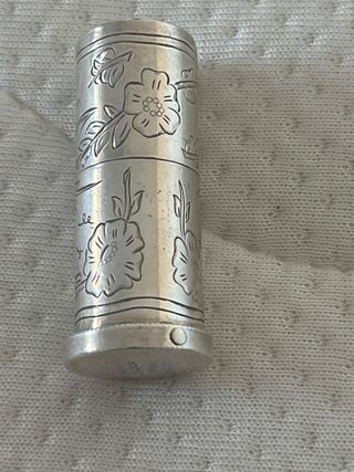 Soporte pintalabios plata ley Roca
plata 916