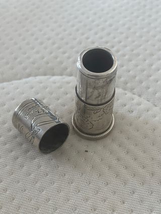 Soporte pintalabios plata ley Roca
plata 916