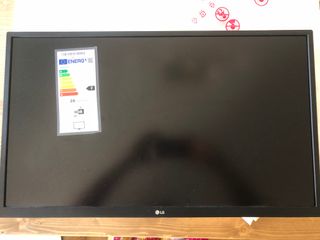 Monitor LG 4K 68cm Smart Energy