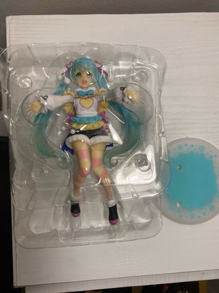 Figura Hatsune Miku Edición Original Invierno
