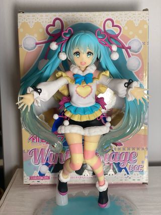 Figura Hatsune Miku Edición Original Invierno