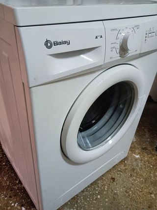 LAVADORA BALAY de 6 kilos y 1000 rpm Clase A+A
