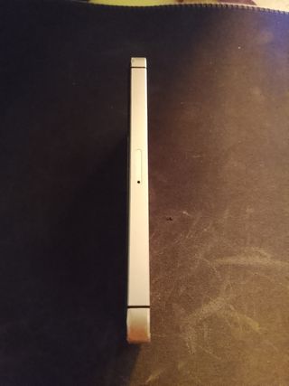 iPhone SE Plata 2017