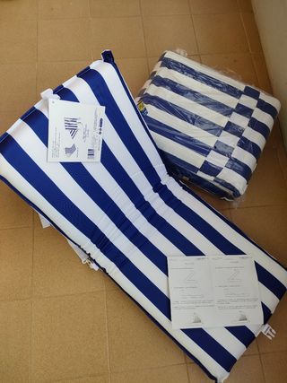 DOS ASIENTOS PLEGABLES SILLA TUMBONA FLAMINGUEO