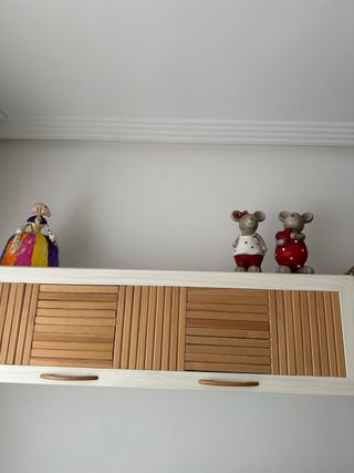 Mueble TV madera y mimbre