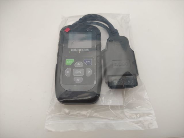 Máquina diagnosis coche V119 OBD2