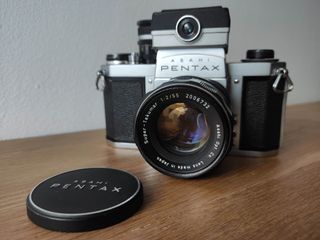 Pentax S1a + Lente Super-Takumar + fotometro + ACC
