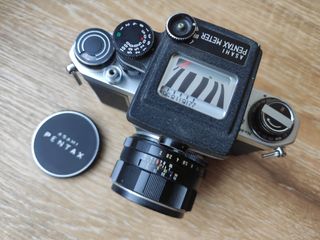 Pentax S1a + Lente Super-Takumar + fotometro + ACC