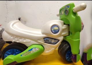 Patinete  Spiderman y moto Toy story