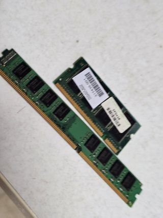 Módulos de Memoria RAM Variados