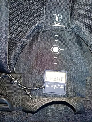 Zaino trekking Quechua grigio/verde