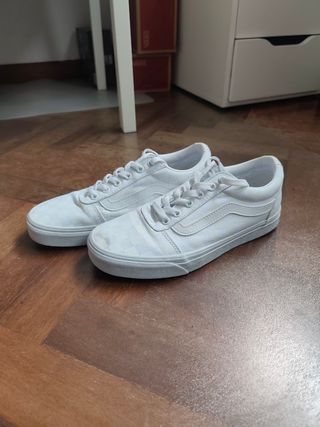 Vans a cuadros blancas